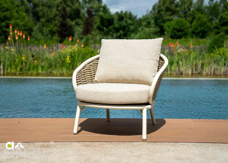 Aiamööbli komplekt Pine Key suurendatud