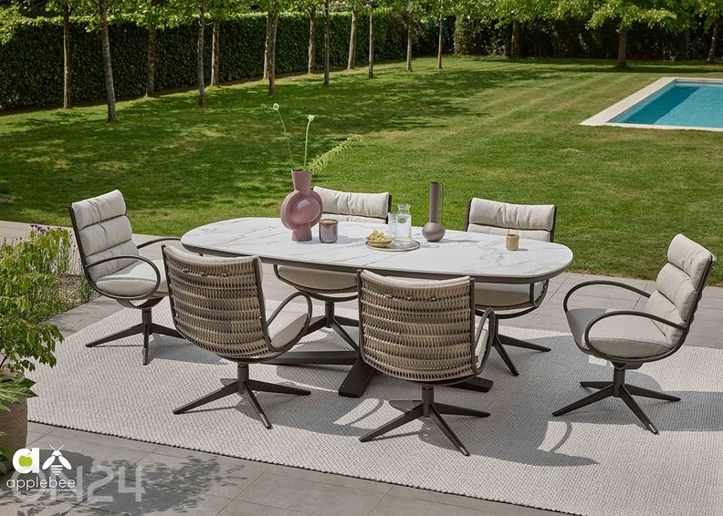 Aiatool Camp Bay suurendatud