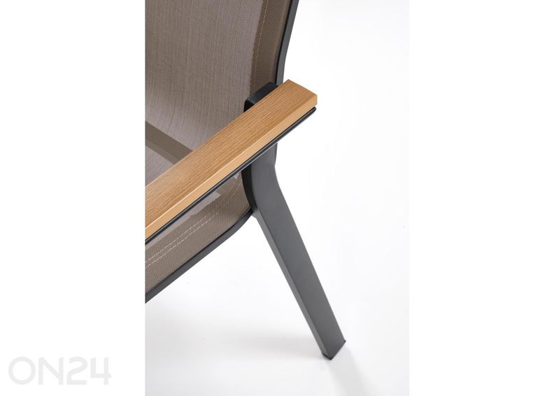 Aiatool Fierro suurendatud