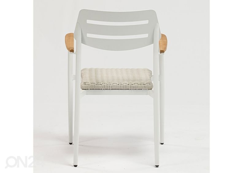 Aiatool Wales suurendatud