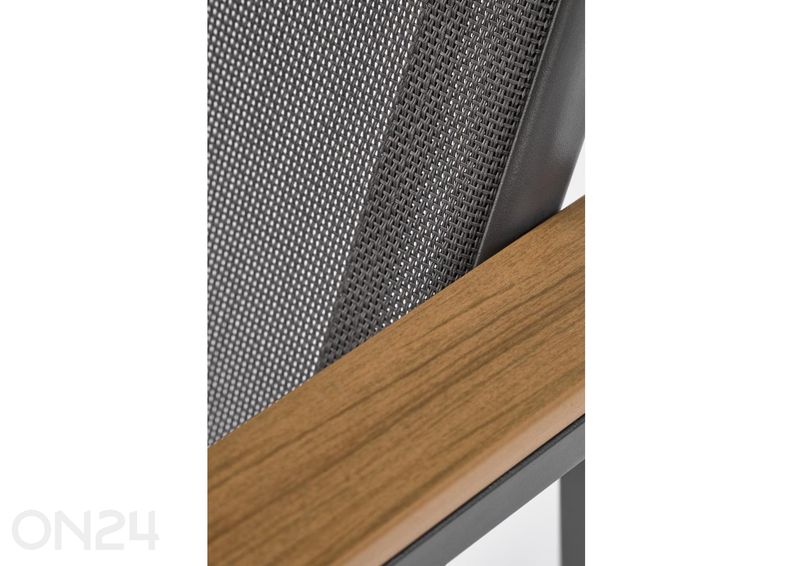 Aiatool Zlatan suurendatud