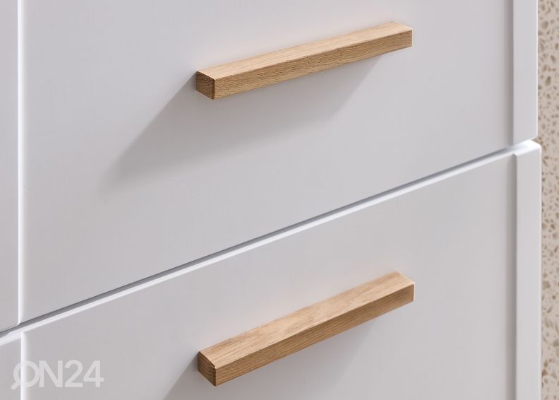 Alumine vannitoakapp 383 suurendatud