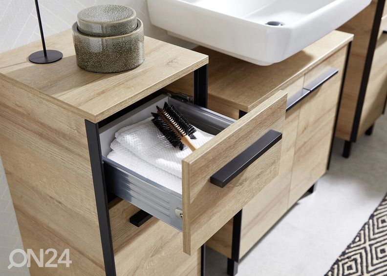 Alumine vannitoakapp 395 suurendatud