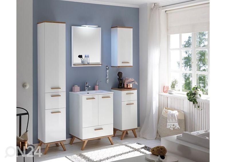 Alumine vannitoakapp 923 suurendatud