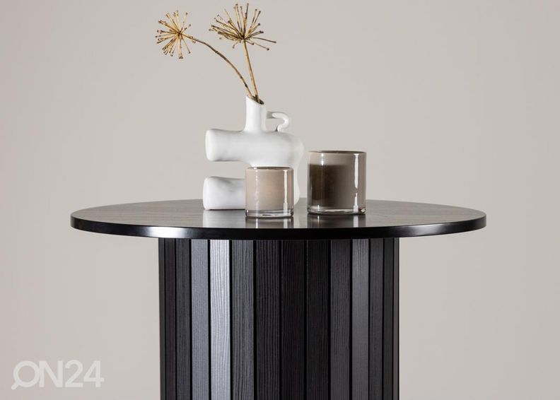 Baarilaud Härön suurendatud