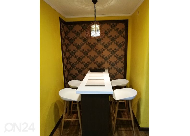 Baaripukk Molly suurendatud