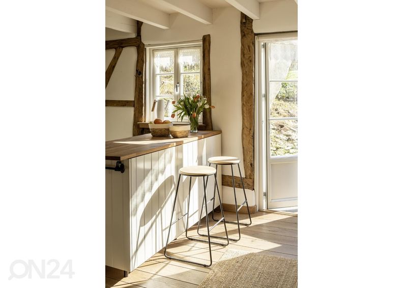 Baaritool Loft suurendatud