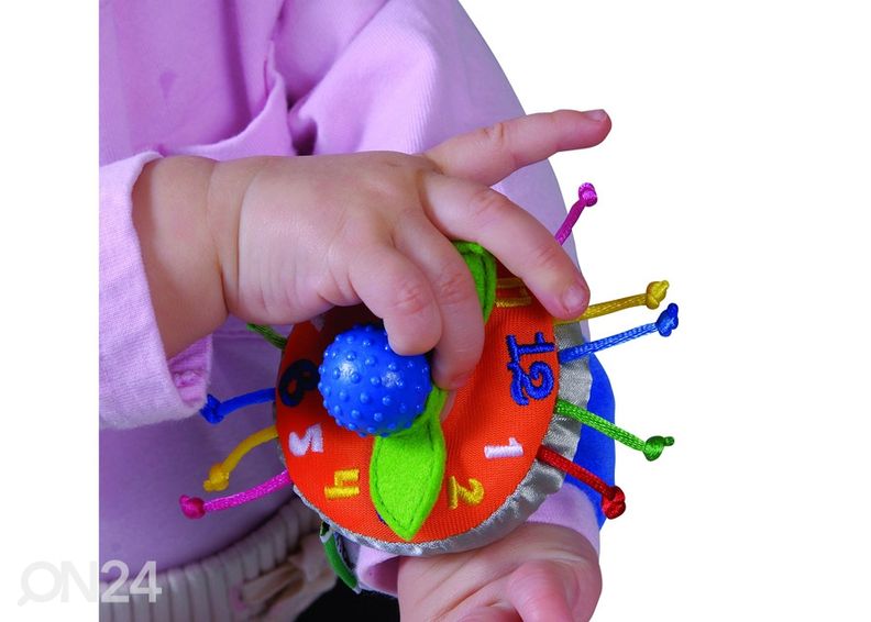 Beebi esimene käekell suurendatud