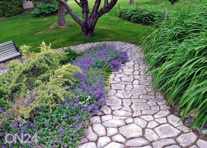 Betoonkivi vorm suurendatud