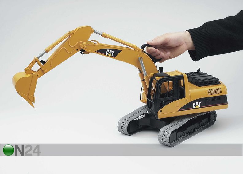 Bruder Caterpillar ekskavaator 1:16 suurendatud
