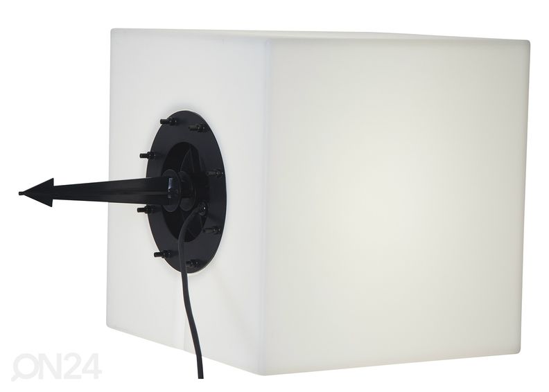 Dekoratiivne aiavalgusti suurendatud