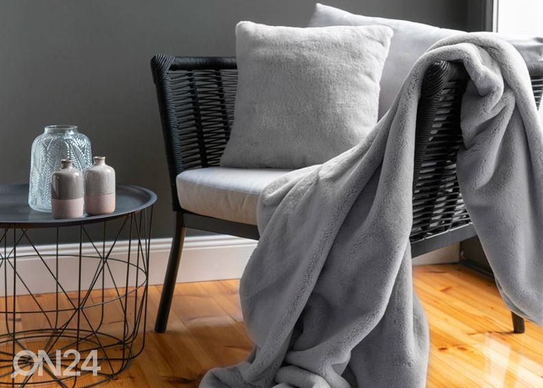 Dekoratiivne pleed Heaven Silver 150x200 cm suurendatud