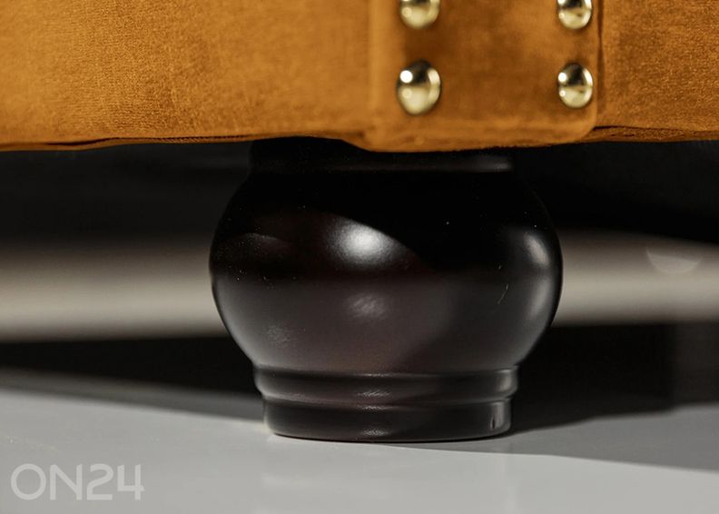 Diivan Chesterfield suurendatud