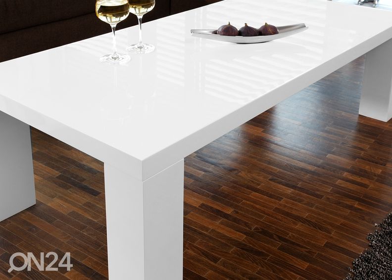 Diivanilaud suurendatud