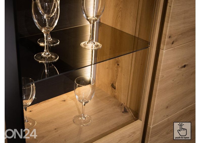 Diivanilaud suurendatud