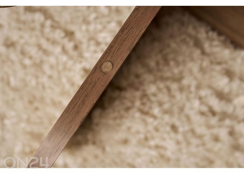 Diivanilaud suurendatud