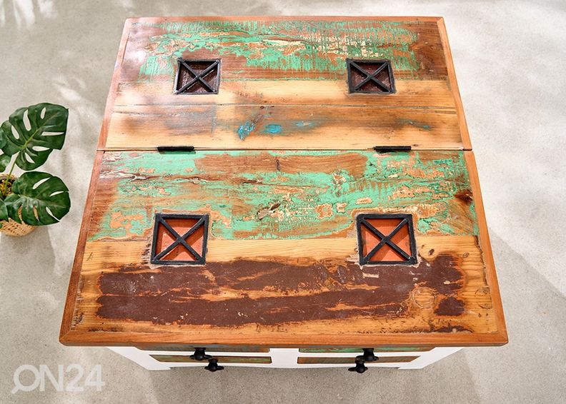 Diivanilaud Jakarta suurendatud