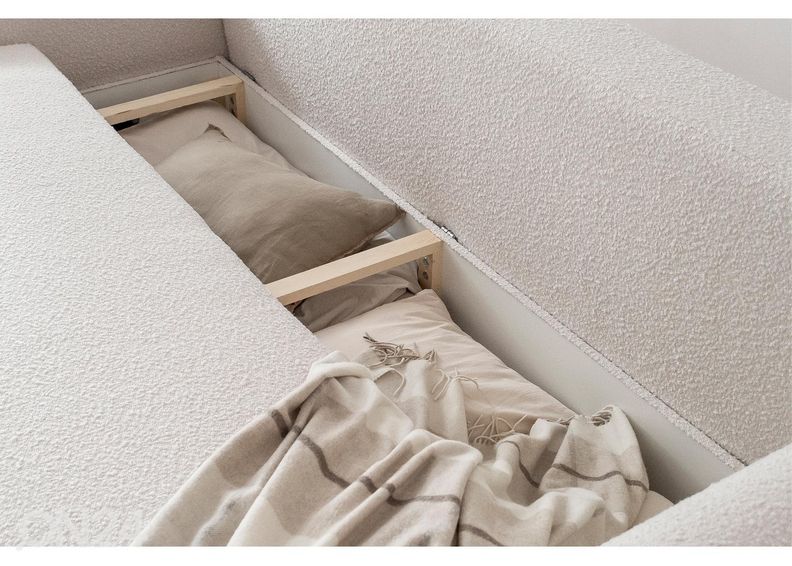 Diivanvoodi Annika suurendatud