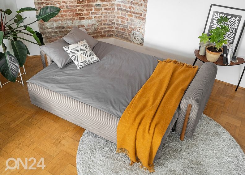 Diivanvoodi Annike 1 suurendatud