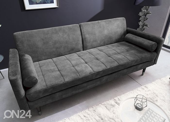 Diivanvoodi Couture suurendatud