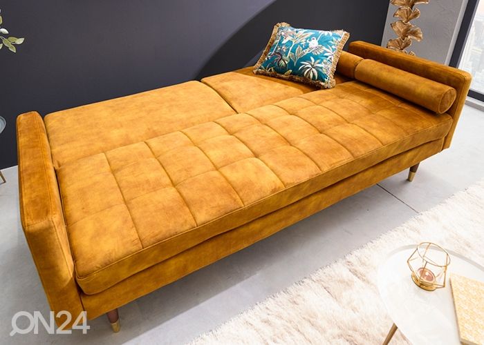 Diivanvoodi Couture suurendatud