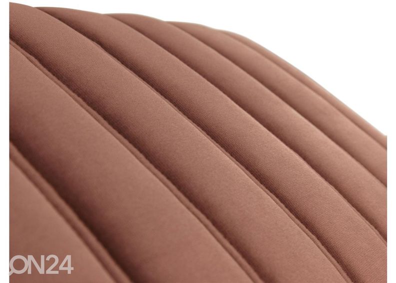 Diivanvoodi Ferrara II suurendatud