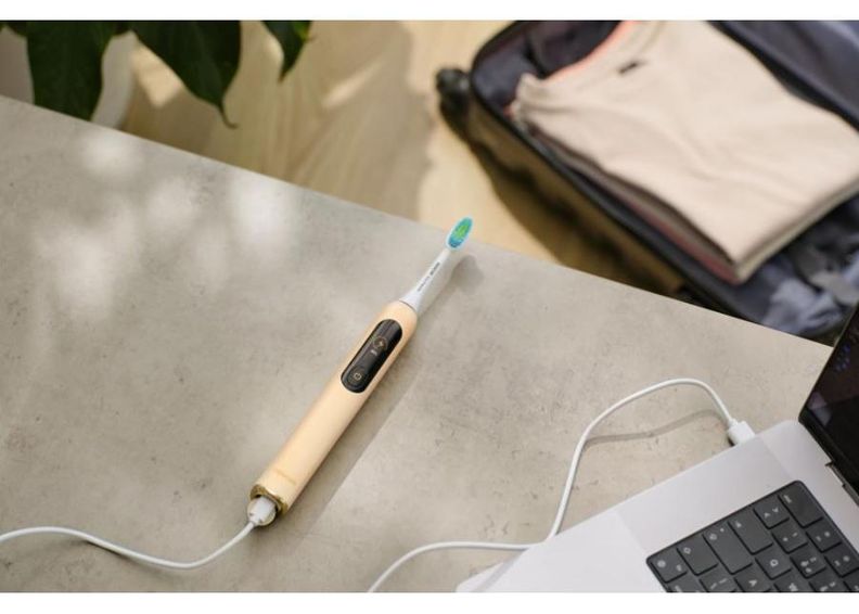 Elektriline hambahari Sencor SOC5011GD suurendatud