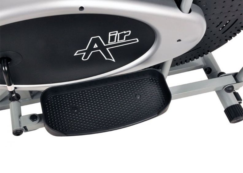 Elliptiline trenažöör suurendatud