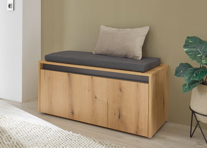 Esikupink istumispadjaga City suurendatud