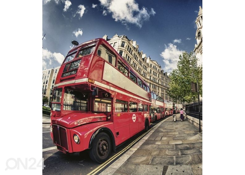 Fliis fototapeet Double decker bus 150x250 cm suurendatud