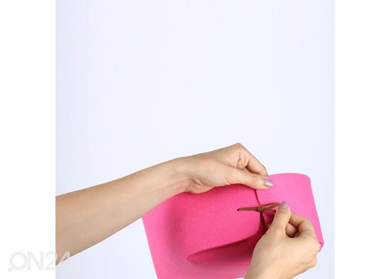 Hoiukorv vildist, roosa suurendatud