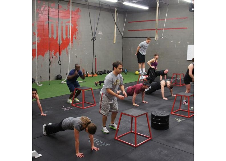 Hüppepukk CF050 60 cm inSPORTline suurendatud