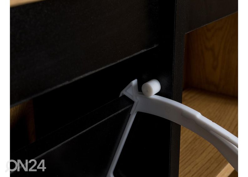 Jalatsikapp suurendatud