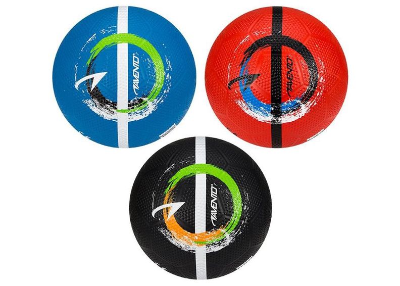 Jalgpall Street Football Avento suurendatud