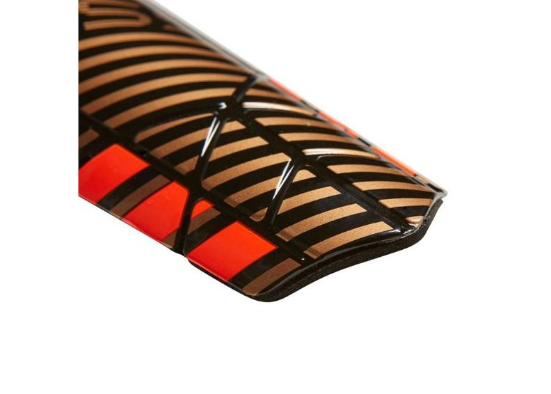 Jalgpalli säärekaitsmed Adidas Messi 10 Lesto CF0113 03576-03578 suurendatud