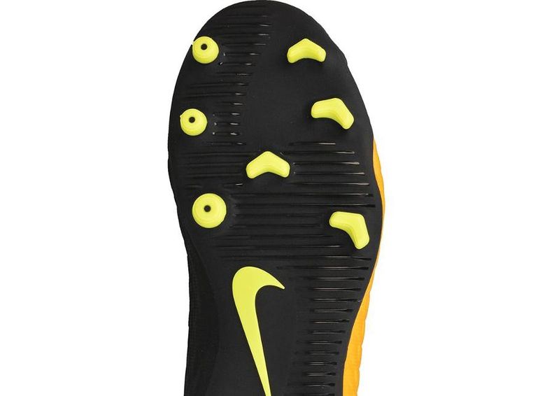 jalgpallijalanõud laste muru Nike Hypervenom Phade III FG Jr 852580-801 suurendatud