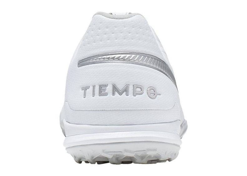 Jalgpallijalatsid meestele Nike Legend 8 Pro TF M AT6136-100 suurendatud