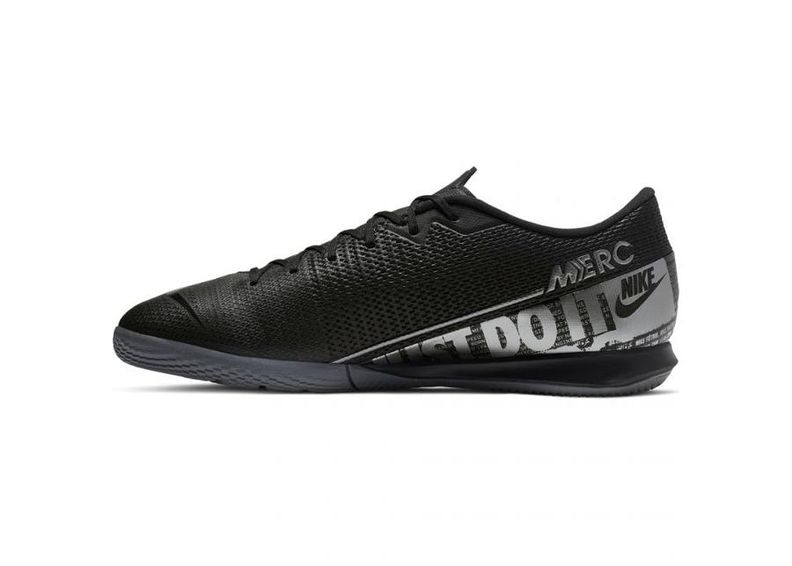 Jalgpallijalatsid meestele saali Nike Mercurial Vapor 13 Academy IC M AT7993 001 suurendatud
