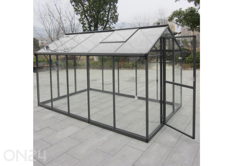 Kasvuhoone klaasist 5,7 m² hall suurendatud