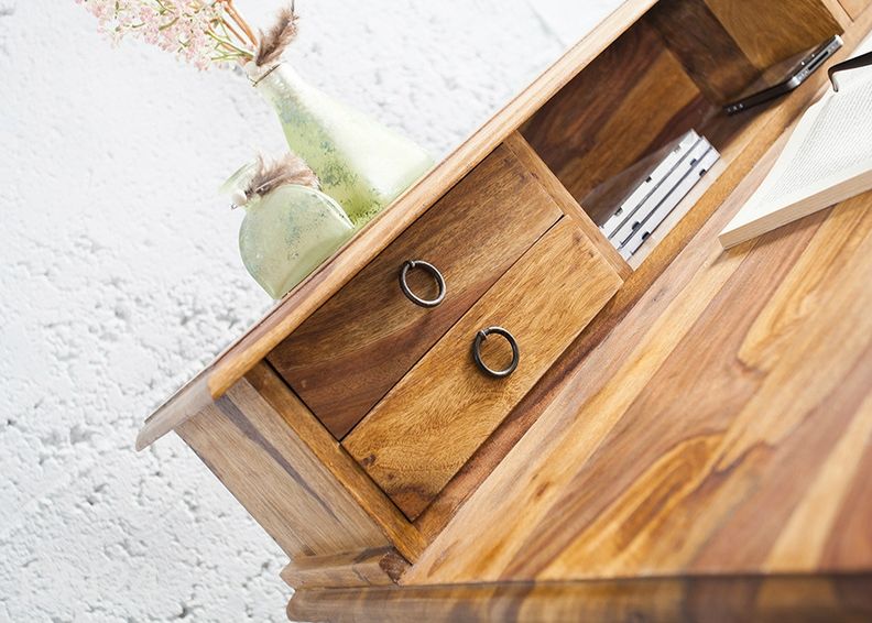 Kirjutuslaud Hemingway suurendatud