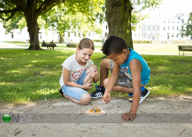 Klaaskuulimäng suurendatud