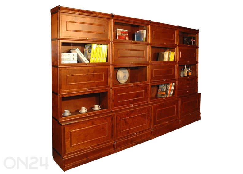 Klaasuksega keskmine moodulriiul suurendatud