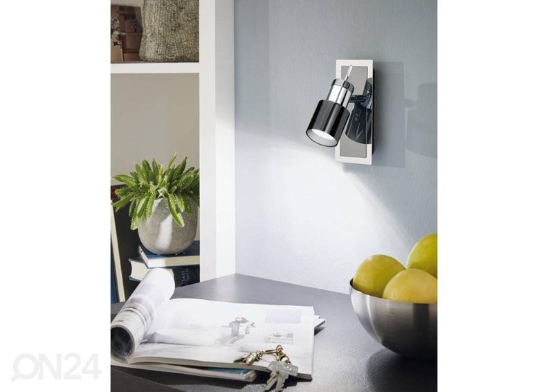 Kohtvalgusti Davida 1 suurendatud