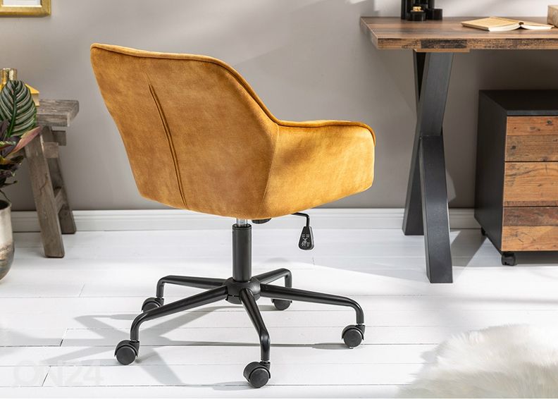 Kontorirool Turin suurendatud