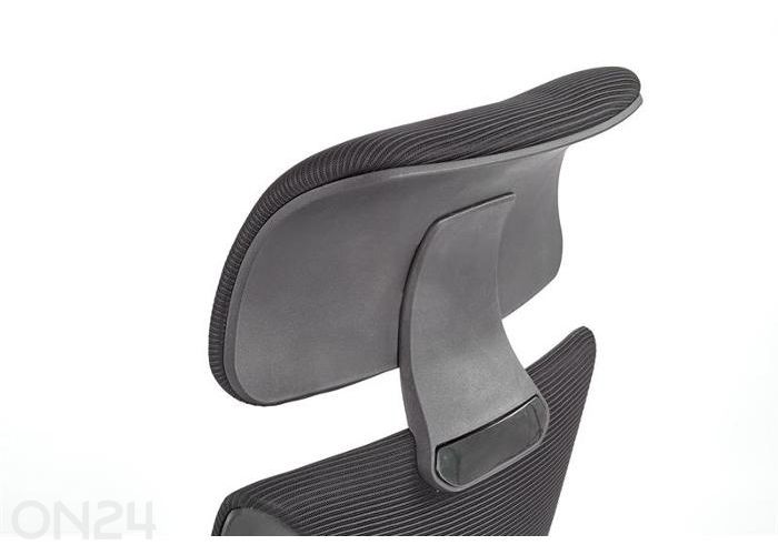 Kontoritool Valdez suurendatud