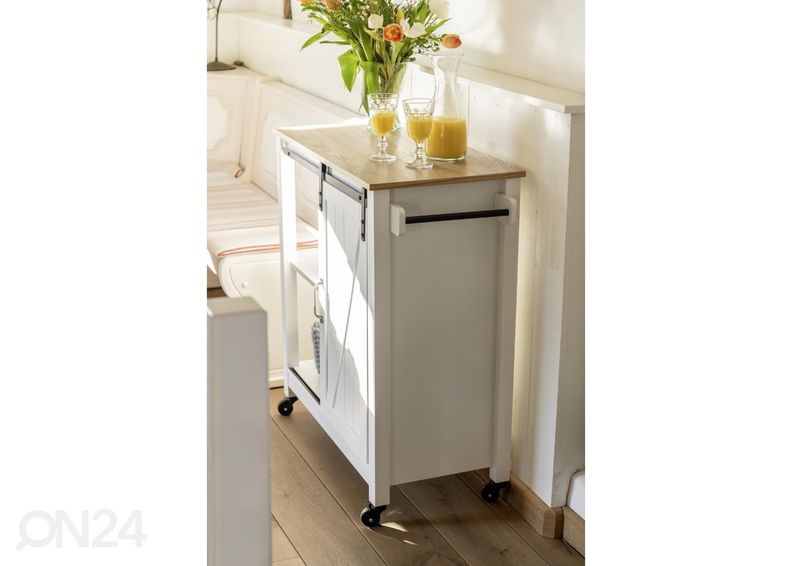 Köögiriiul ratastel Country House suurendatud