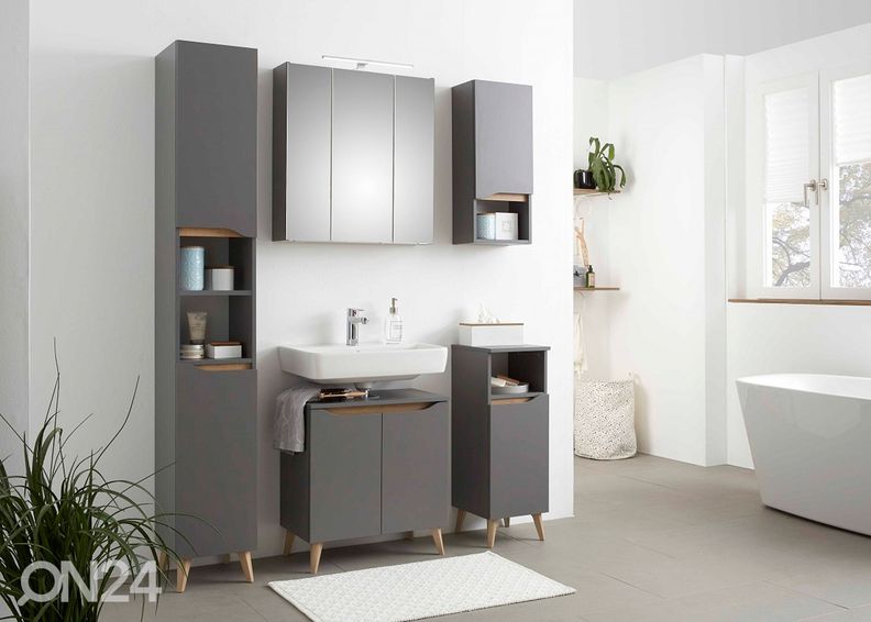 Kõrge vannitoakapp 357 suurendatud