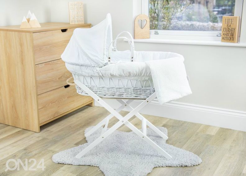 Korvhälli jalad suurendatud