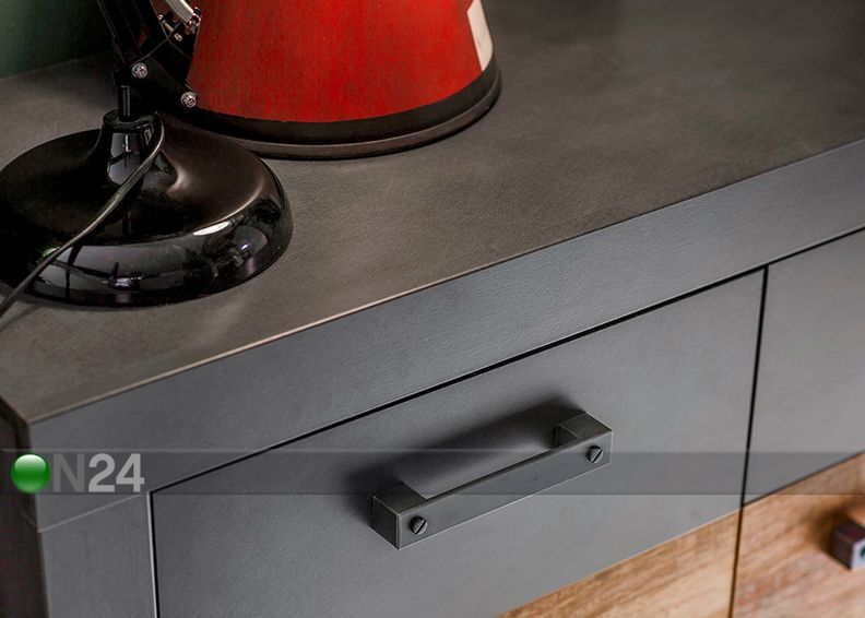 Kummut Indy suurendatud