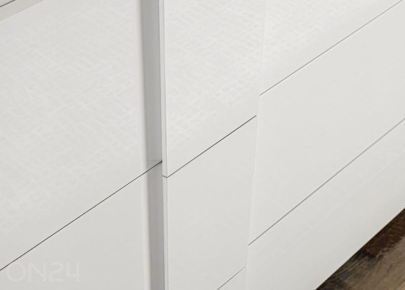 Kummut Jupiter suurendatud